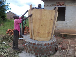 Arranging the wood form on the base