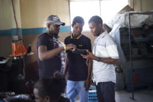 Trainees Learning about Deux Mains Raw Materials