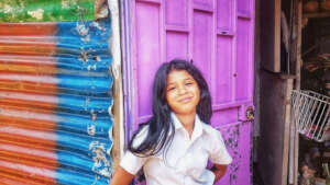 A young woman in Los Cuadros