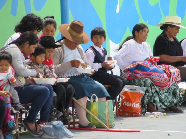 Food & fruit for primary schools in Latin America