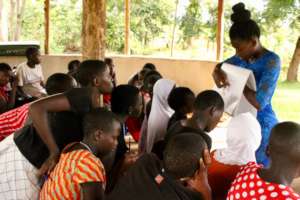 Winnie teaching teens about reproductive health