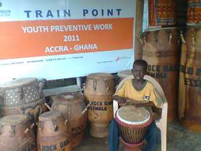 Support 100 youth in folk music and dance in Ghana
