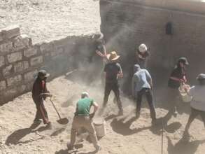 Preparing the foundations for the kitchen in Peru