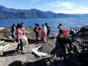 Litter clearing in Guatemala