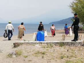 Litter clearing in Guatemala