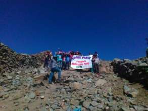 Teachers and students in Peru for the 7 Continents