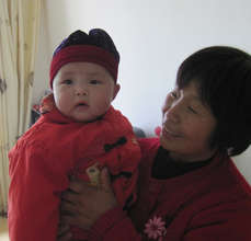 Xiao Yun and her carer