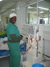 Dialysis nurse in Saturnino