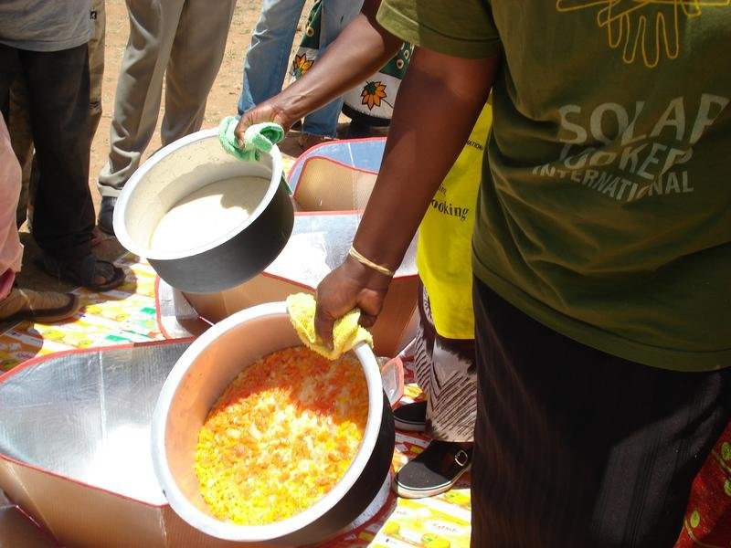 Using Solar Energy for Cooking Fuel in Kenya