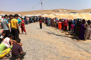 Syrians continue to flee to bordering countries