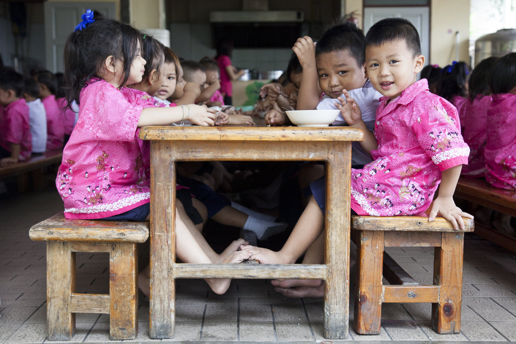 Rice for malnourished slum kindergartners