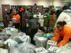 Pre-Thanksgiving distribution in the Rockaways