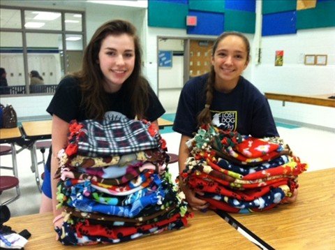 Make 500 blankets for animals and children in need