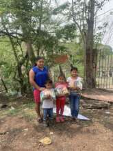 Family living in Plan de Avila