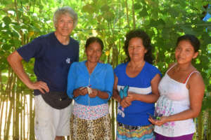 Campbell & Dora group artisans from Jenaro Herrera