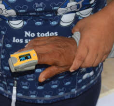 Measuring oxygen saturation to assess COVID