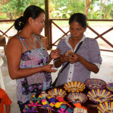 Artisan craft sharing fair: ornaments & baskets