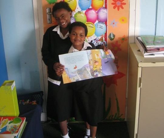 Access to primary education with school supplies!