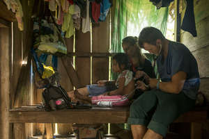 Conducing a house call in Norteno