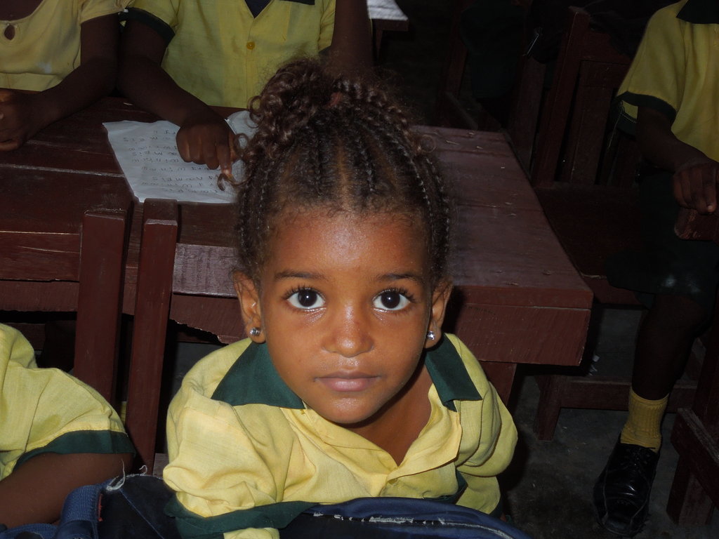 Solar lights for school children in Liberia