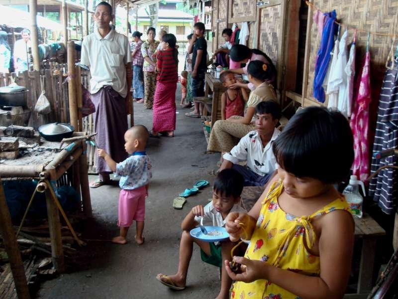 Help Internally Displaced People in Myanmar