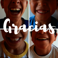 Smiles of children / Sonrisas de los chiquitos
