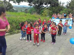 The children presented a very funny dance