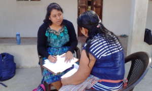 Betzabe interviewing a mother