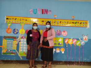 Elba and Azucena presented ideas for the "Routine"