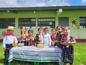 Children of the Xenimajuyu community in Tecpan