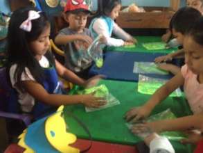 Making traces with the sensory bag