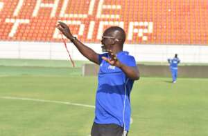 Former nat'l coach Bassouare Diaby trains coaches