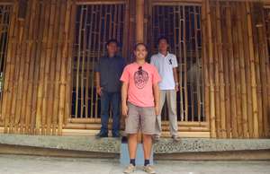 Architect Ray Villanueva and Project Leaders
