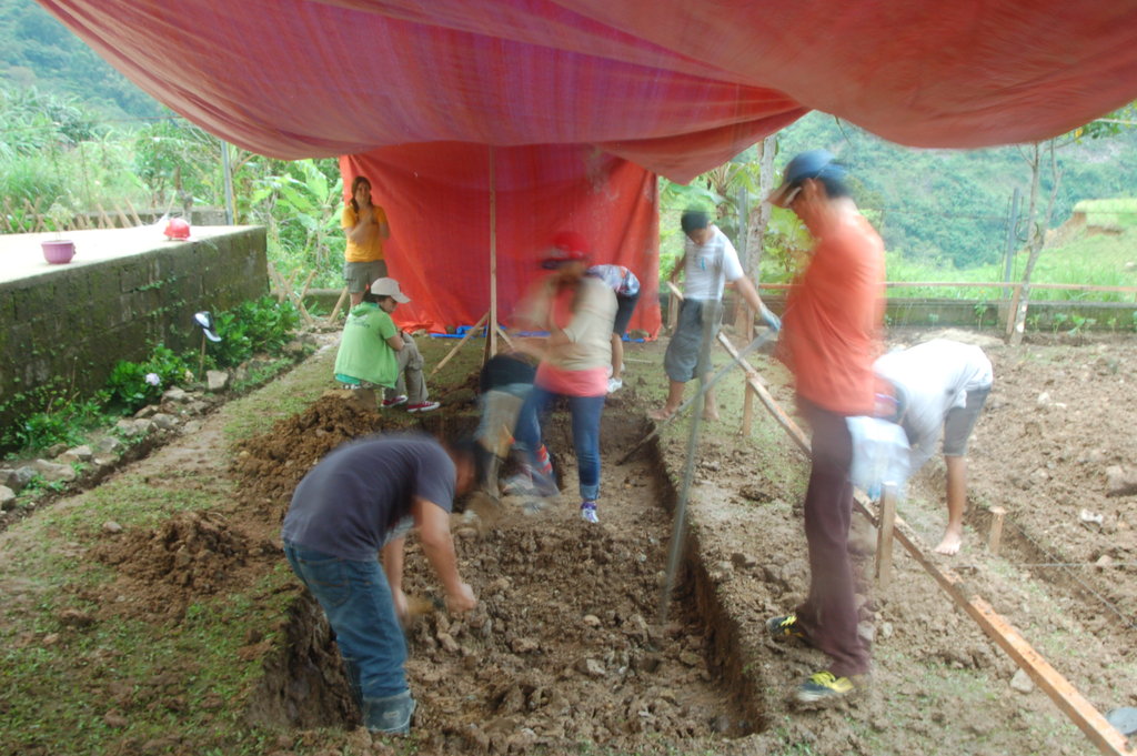 Estudio Damgo: First Filipino Design-Build Studio