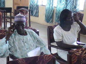 Opinion leaders practice the use of mobile phones