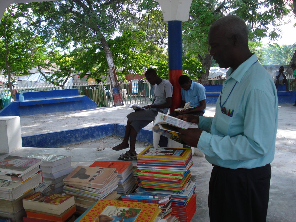 Provide a brighter future for Haiti's children