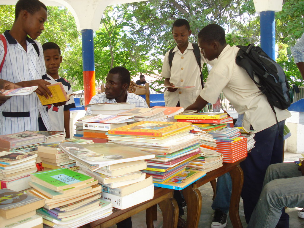 Provide a brighter future for Haiti's children