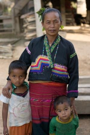 Promote understanding of ethnic cultures in Laos