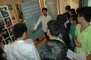 Museum tour for Lao visitors.