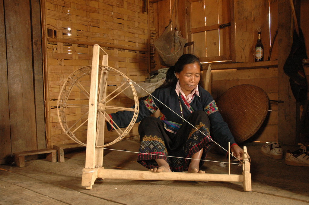 Promote understanding of ethnic cultures in Laos