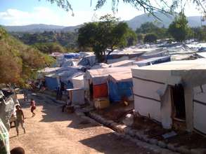 Many Students Still Live in Tents in Tent Cities