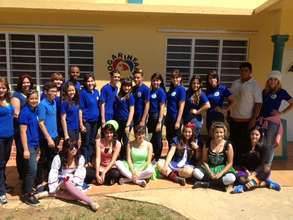 Volunteers from Escuela Dr. Carlos Gonzales