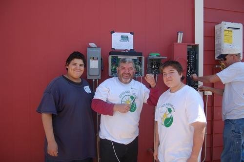 Solar electricity for 10 low-income families, USA
