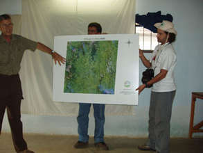 explaining the map at a workshop