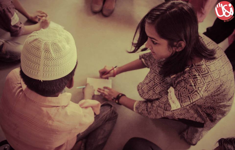 summer camp intern with children 3