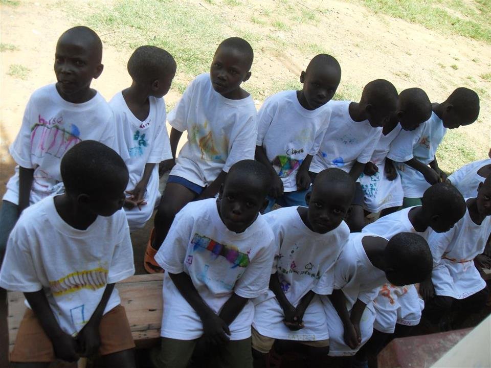 To support 500 AIDS orphans in Bungoma County Keny