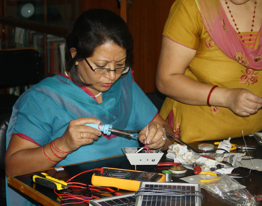 Assembling Training for Womens