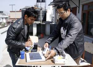 Hands on training of solar assembling