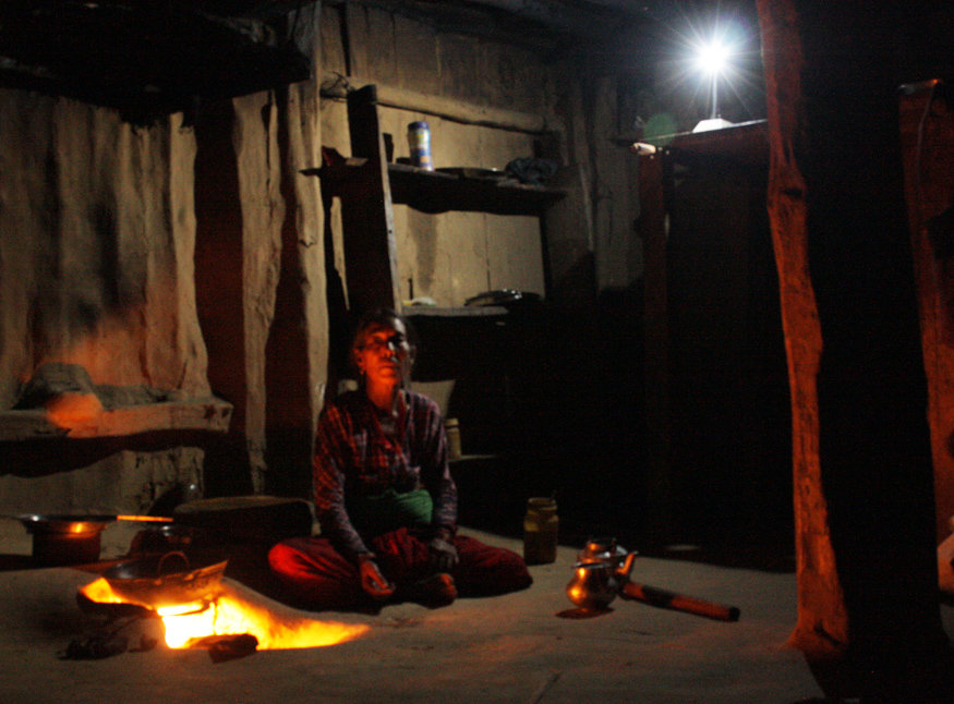 Use of Solar tuki during preparing evening meal