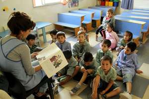 Promoting Readers
